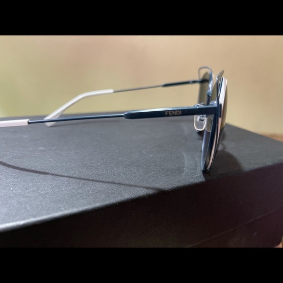 Fendi cat eye sunglasses with case main image 6